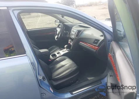 2011 Subaru Outback 2.5I Limited из США, поврежденный, VIN 4S4BRBKC1B3391657